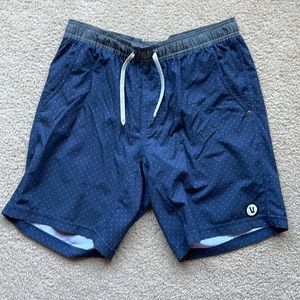Men's Vuori Kore Shorts - Size Medium